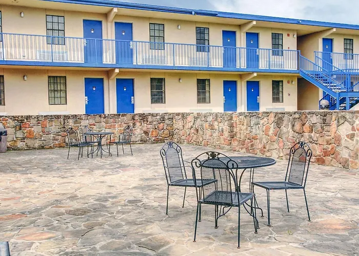 Motel: Rodeway Inn New Braunfels - San Antonio Area